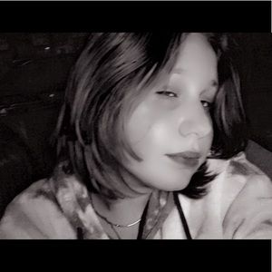 Meet your Posher, Riley